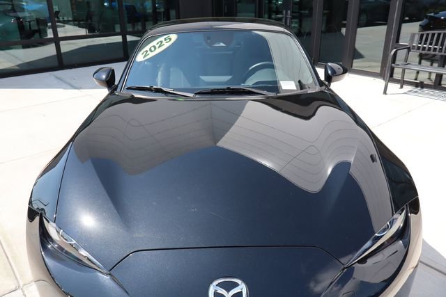 Used 2025 MAZDA MX-5 Miata RF Grand Touring image 13