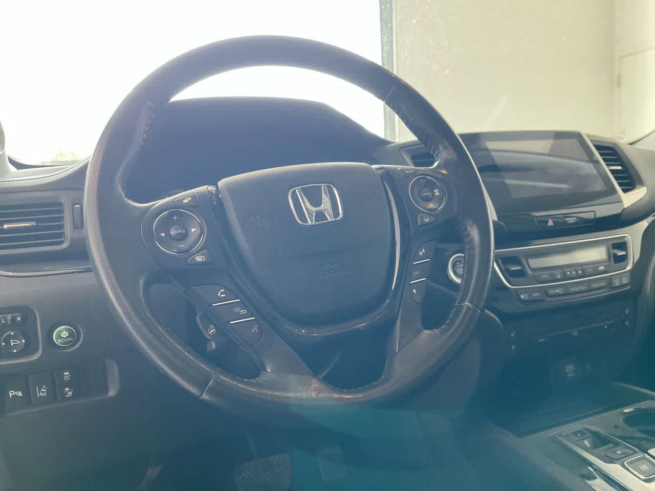 Used 2016 Honda Pilot Elite image 14