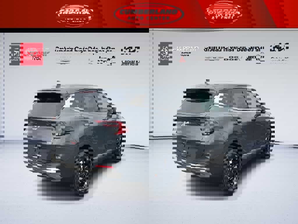 New 2026 Kia Sportage LX image 8