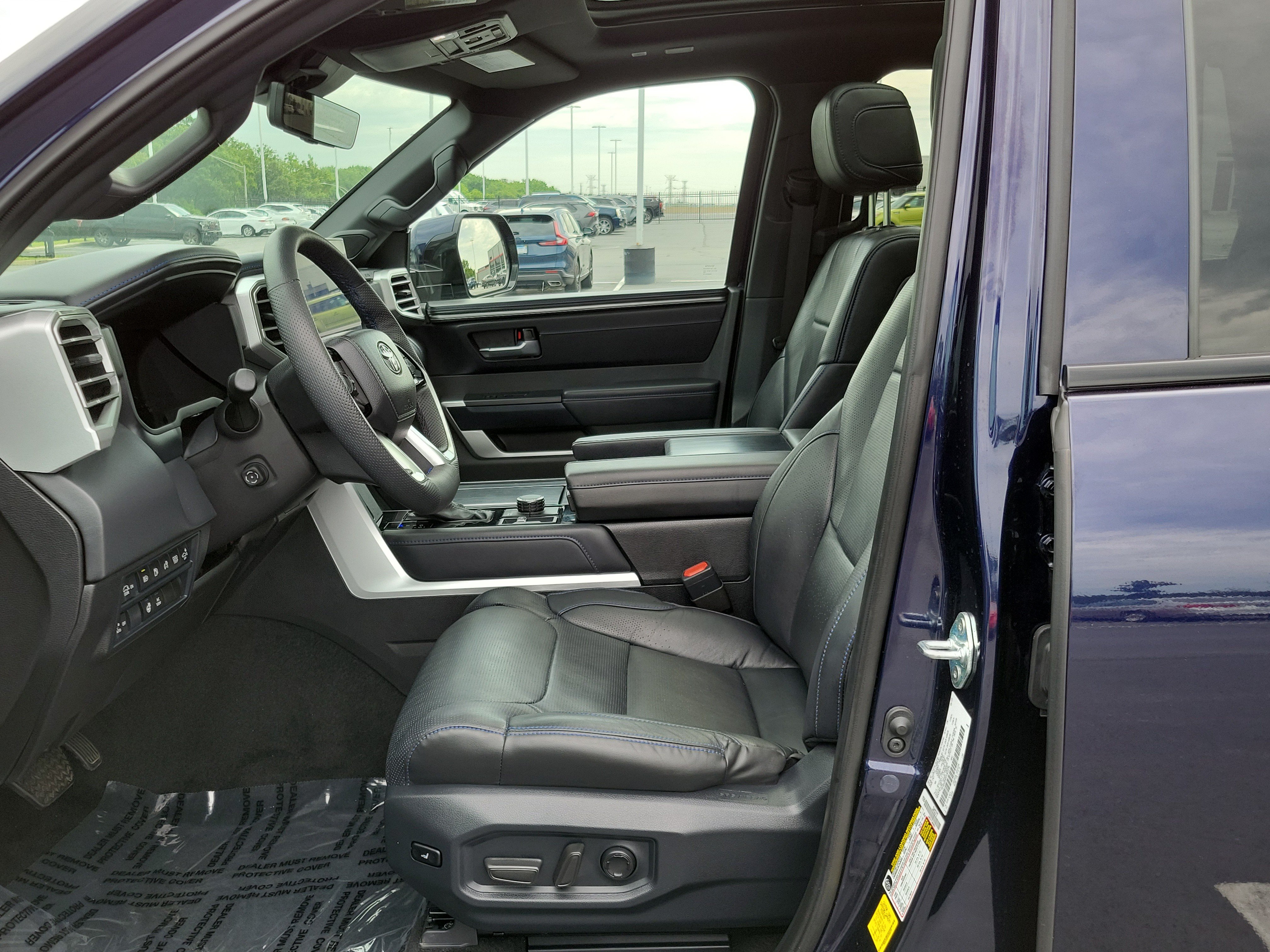 Certified 2025 Toyota Sequoia Platinum AWD/4WD image 18