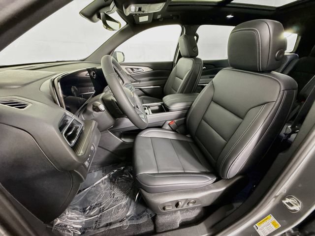 New 2027 Chevrolet Traverse LT w/ Sun and Wheel Package FWD image 22
