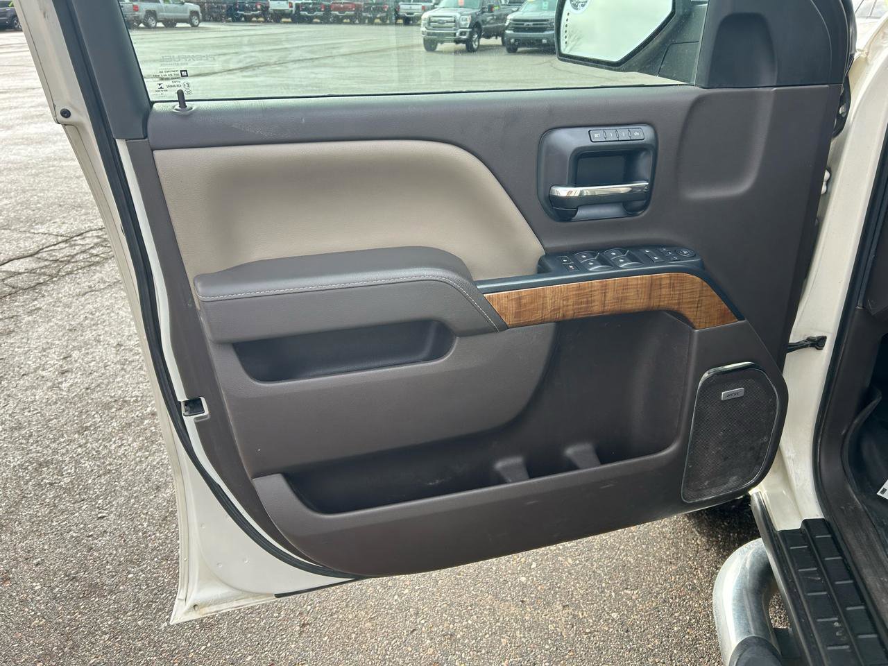 Used 2014 GMC Sierra 1500 SLT w/ SLT Preferred Package image 14