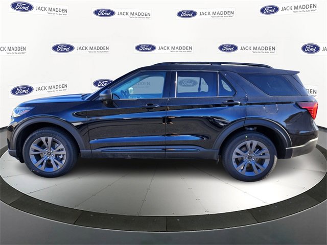 New 2026 Ford Explorer Active w/ Active Comfort Package image 2