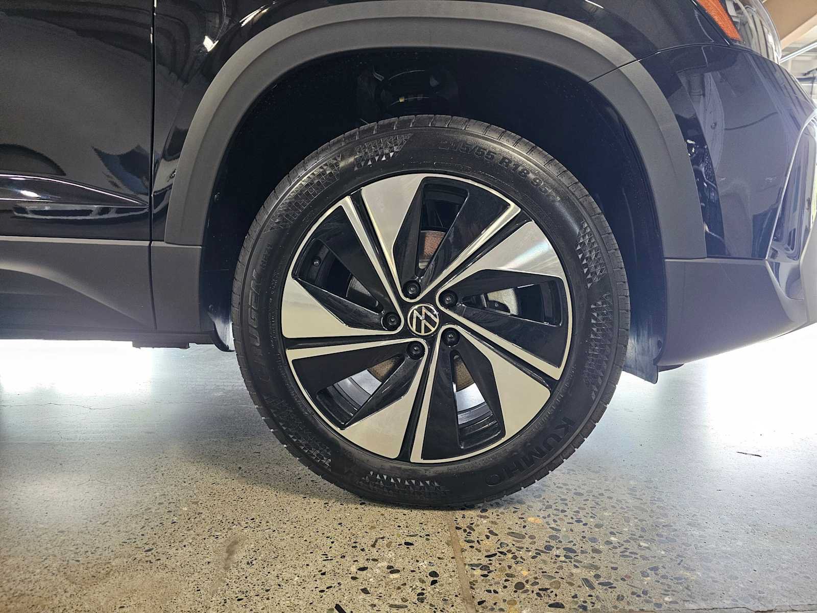 New 2026 Volkswagen Taos SE AWD/4WD image 9