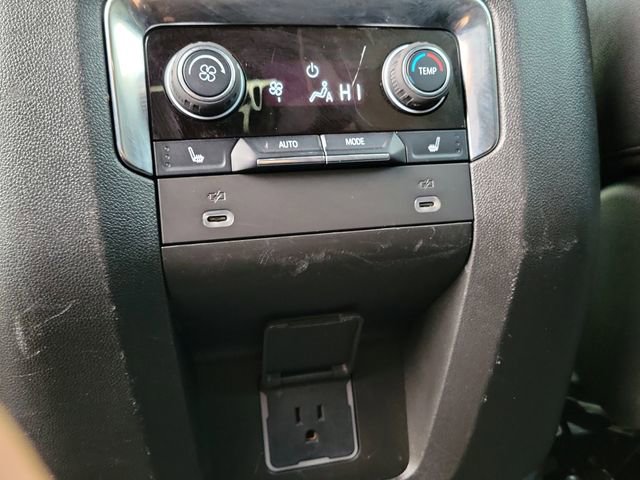 Certified 2023 Chevrolet Suburban Premier image 19