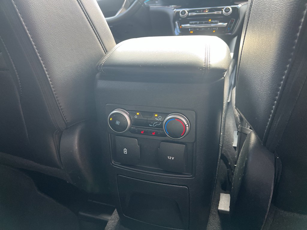 Used 2024 Ford Explorer Limited image 37
