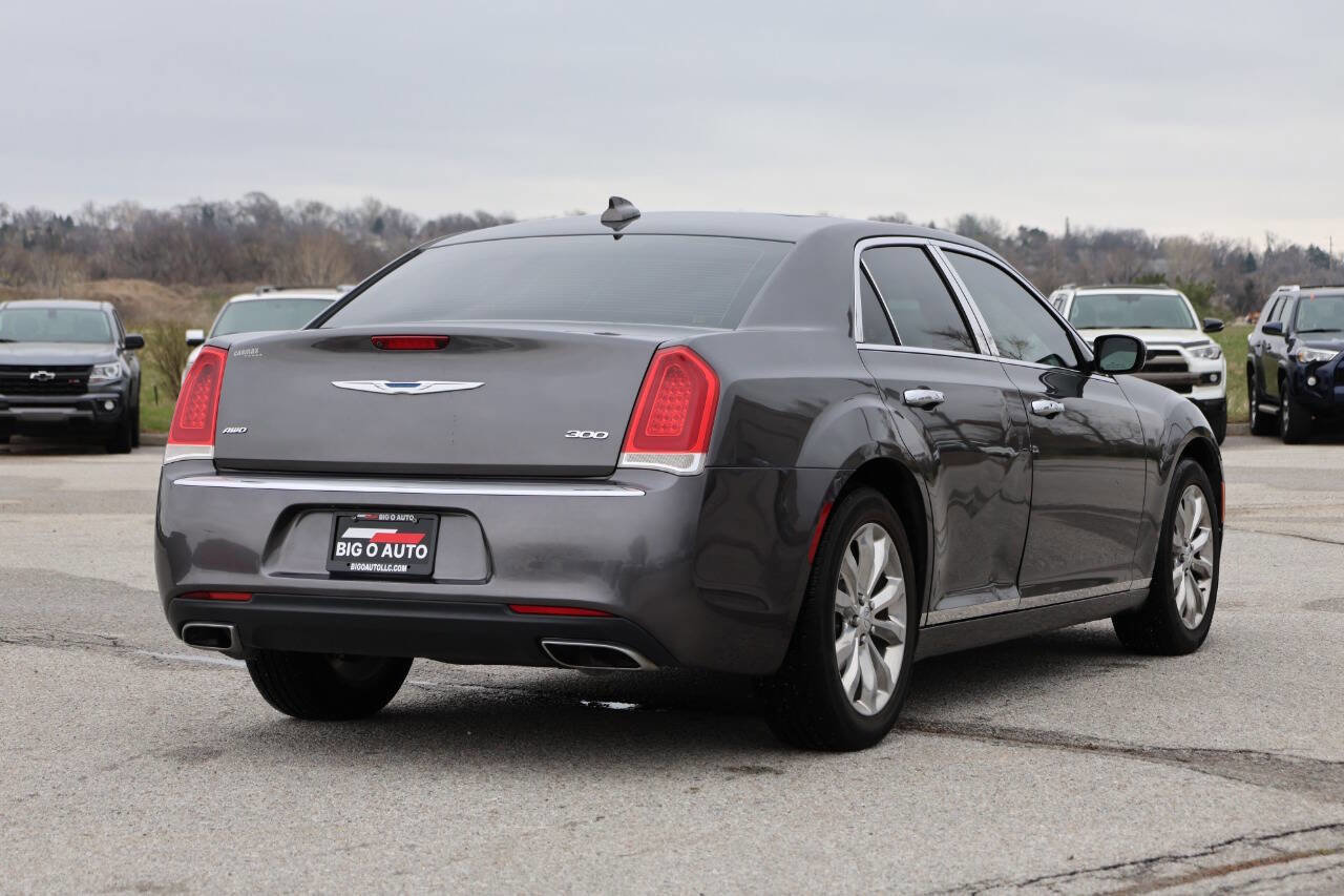 Used 2017 Chrysler 300 Limited w/ Value Package image 9