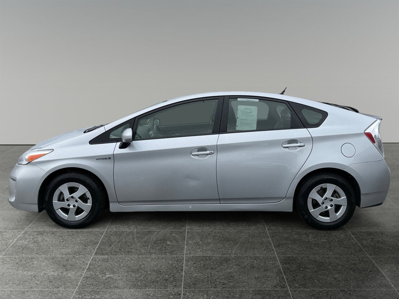 Used 2013 Toyota Prius Two image 2