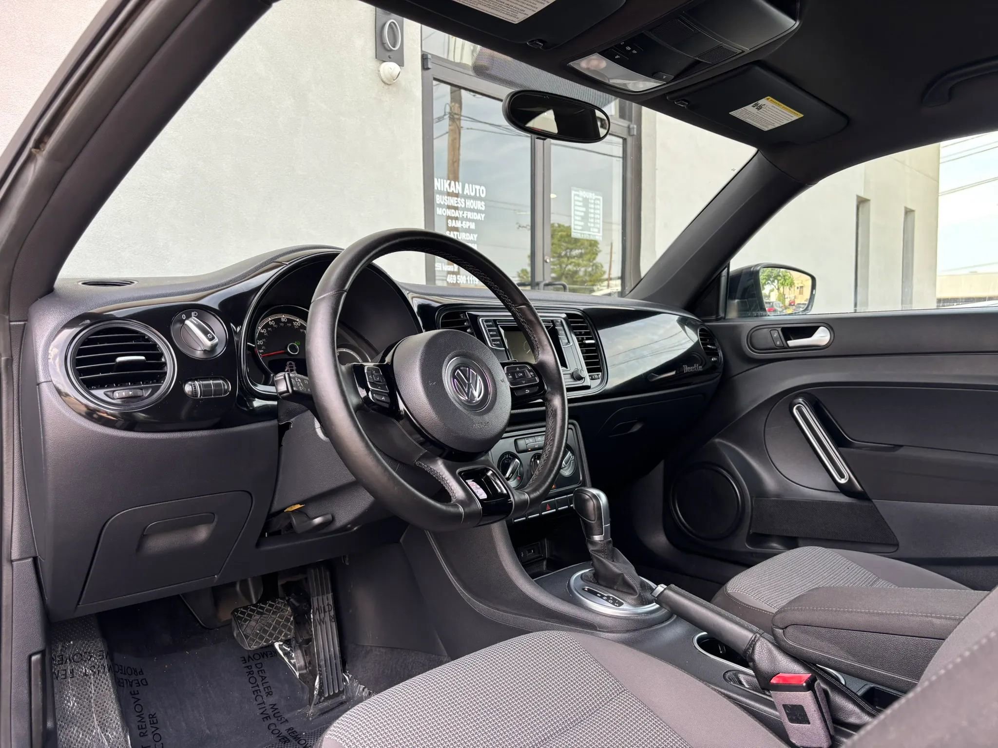 Used 2019 Volkswagen Beetle 2.0T S image 15