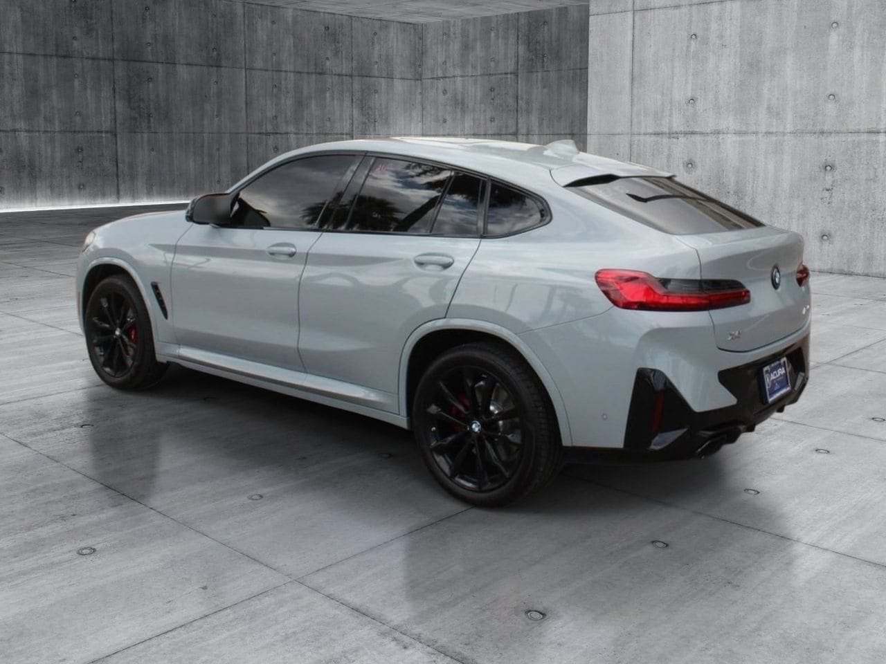 Used 2025 BMW X4 M40i w/ Premium Package AWD/4WD image 4
