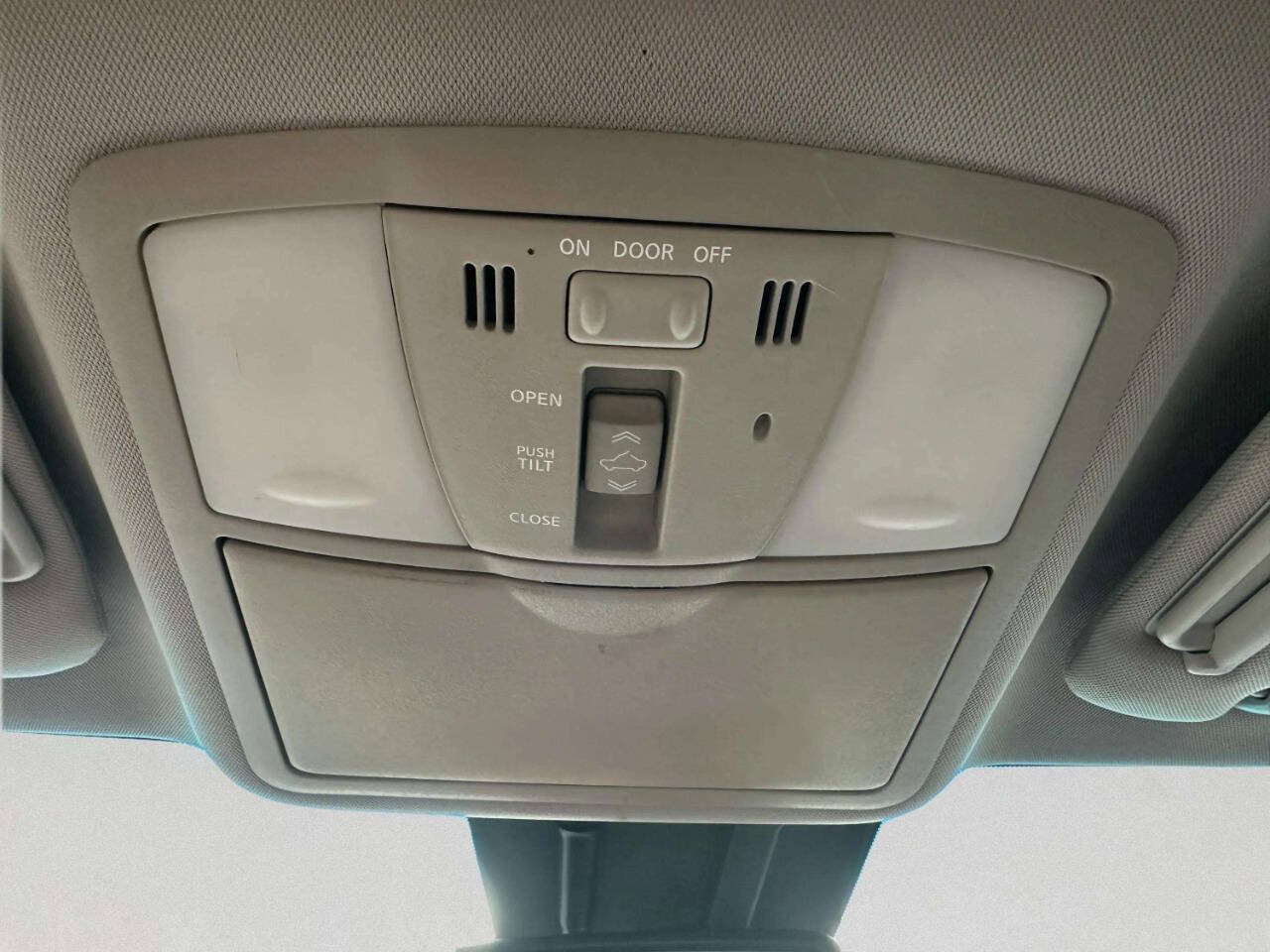 Used 2012 Nissan Murano SL AWD/4WD image 34