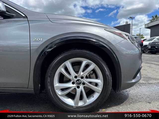 Used 2019 INFINITI QX30 FWD image 10