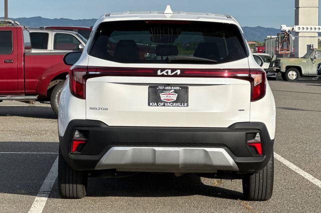 Certified 2024 Kia Seltos LX image 7