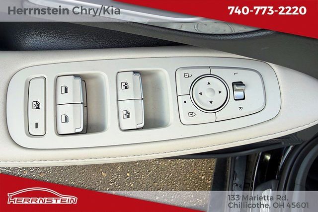 Used 2023 Hyundai Sonata Limited w/ Cargo Package image 14
