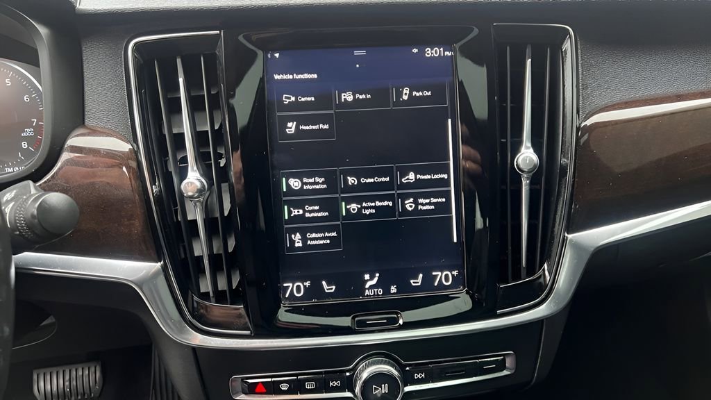 Used 2017 Volvo S90 T5 Momentum w/ Vision Package image 14