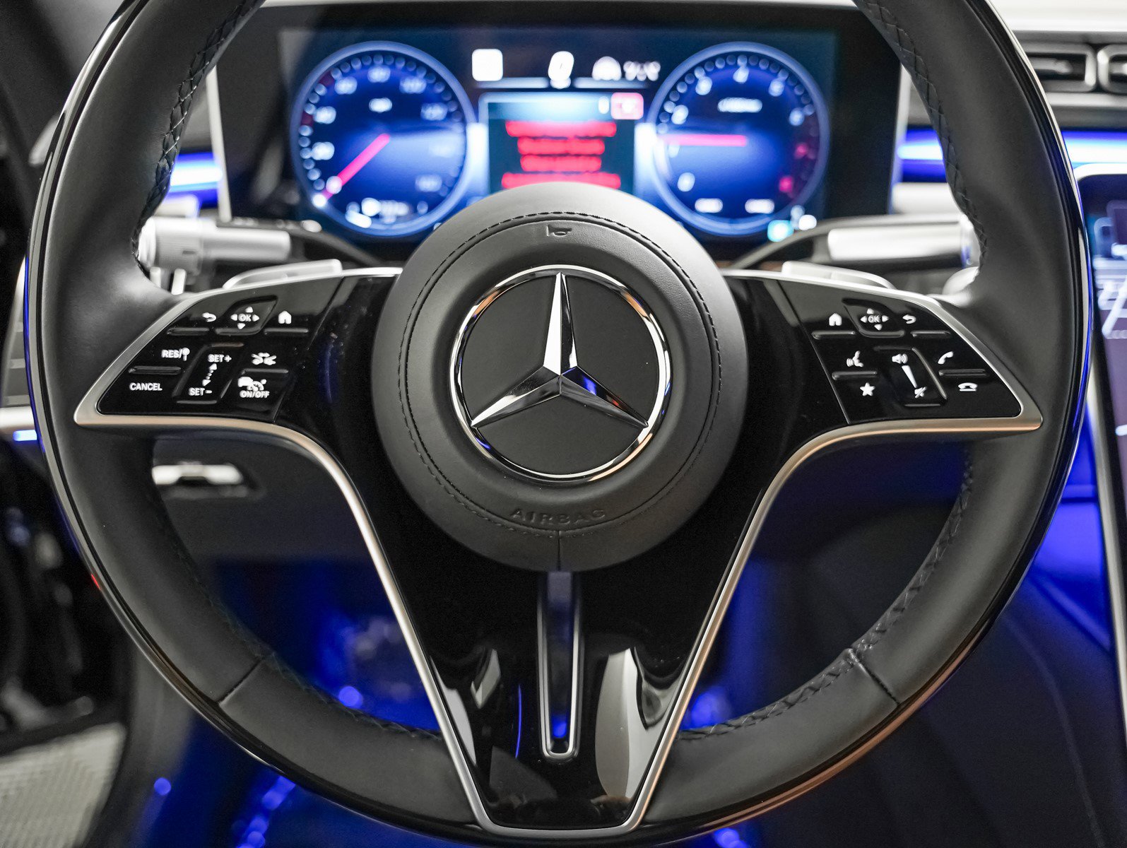 New 2025 Mercedes-Benz S 580 4MATIC Sedan image 16