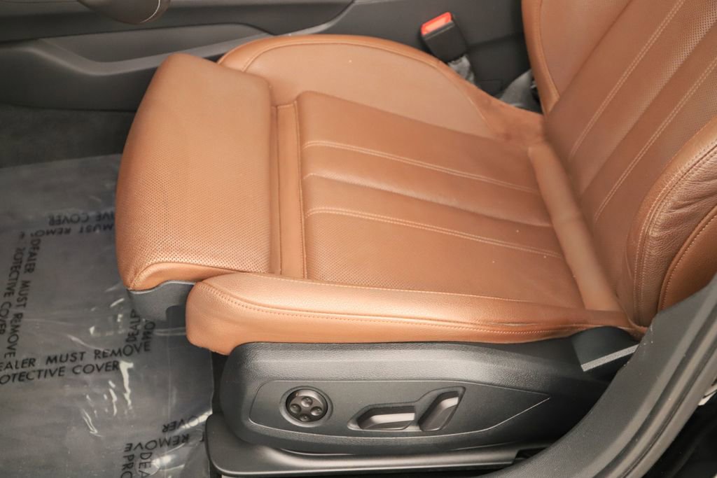 Used 2017 Audi A4 2.0T Premium Plus image 22