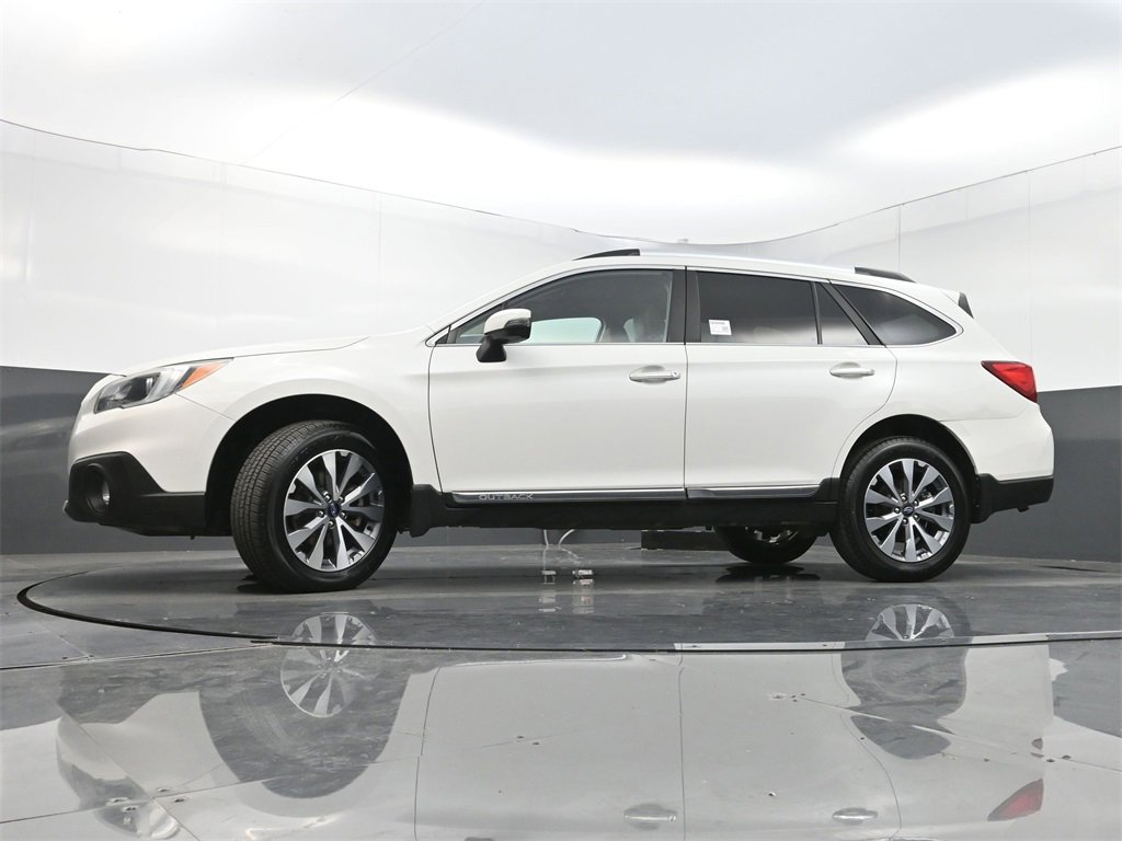 Used 2017 Subaru Outback 2.5i Touring image 28