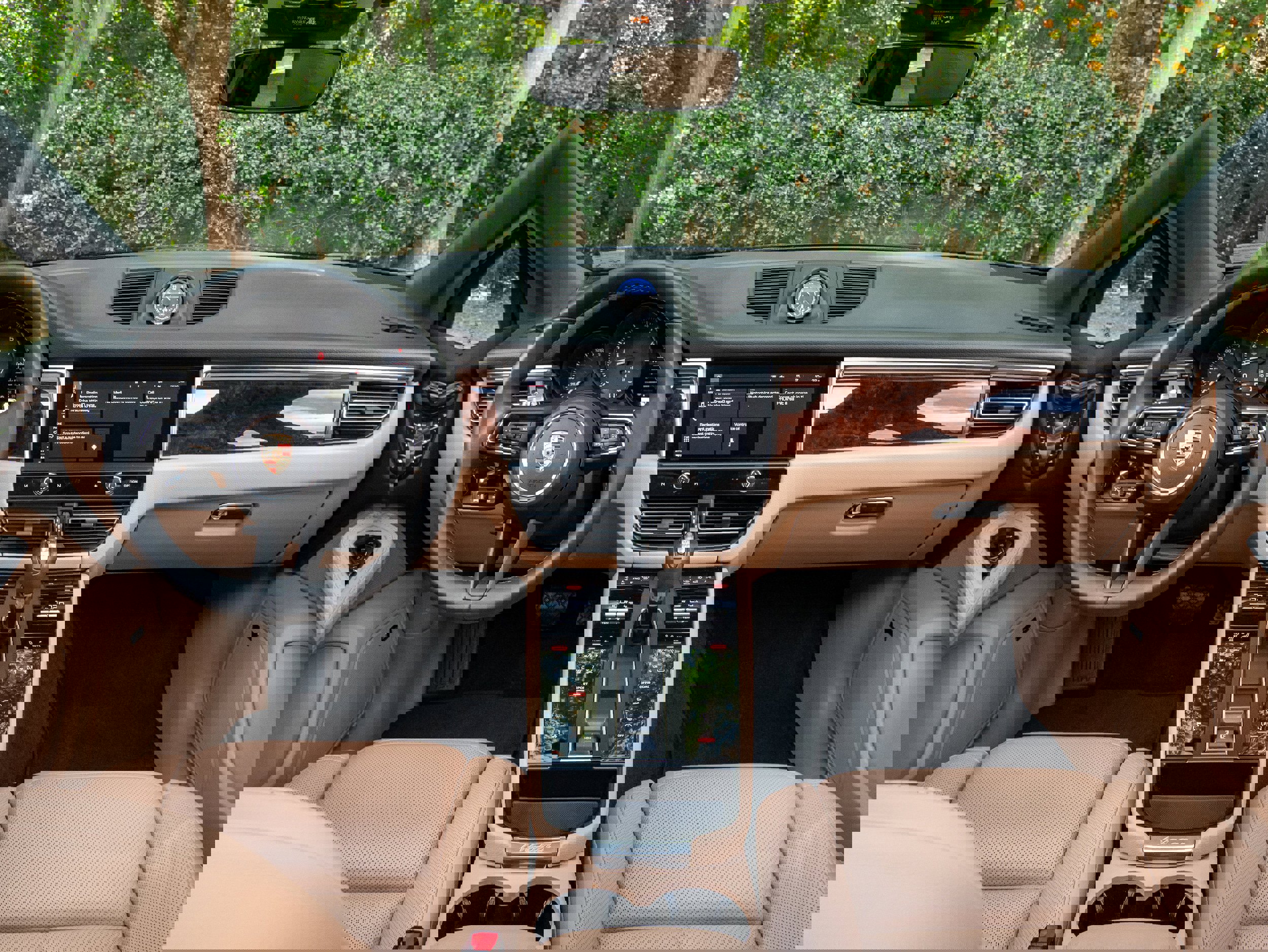 Used 2024 Porsche Macan image 24