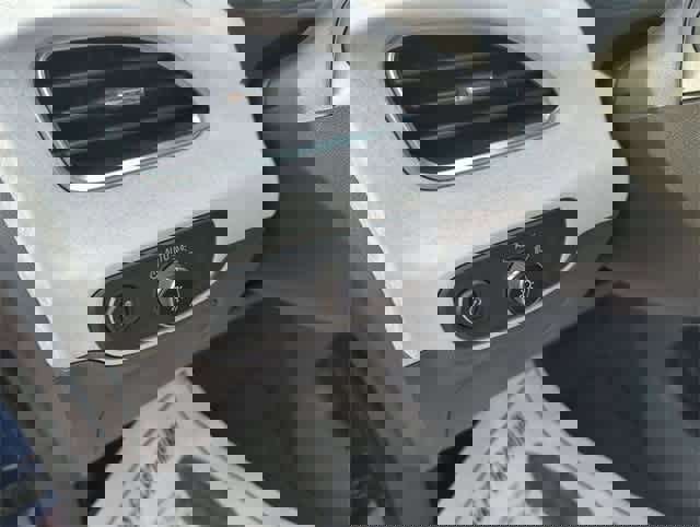 Used 2017 Chevrolet Bolt LT image 33