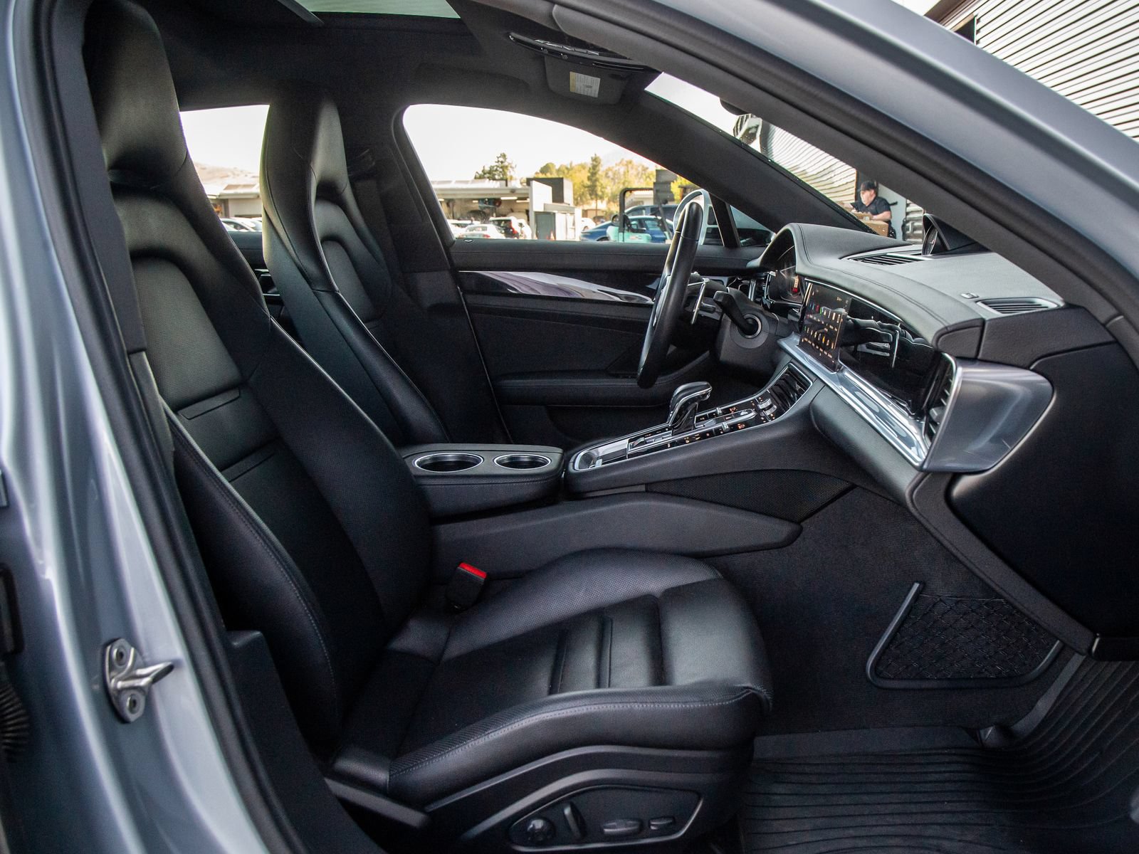 Certified 2023 Porsche Panamera RWD image 18