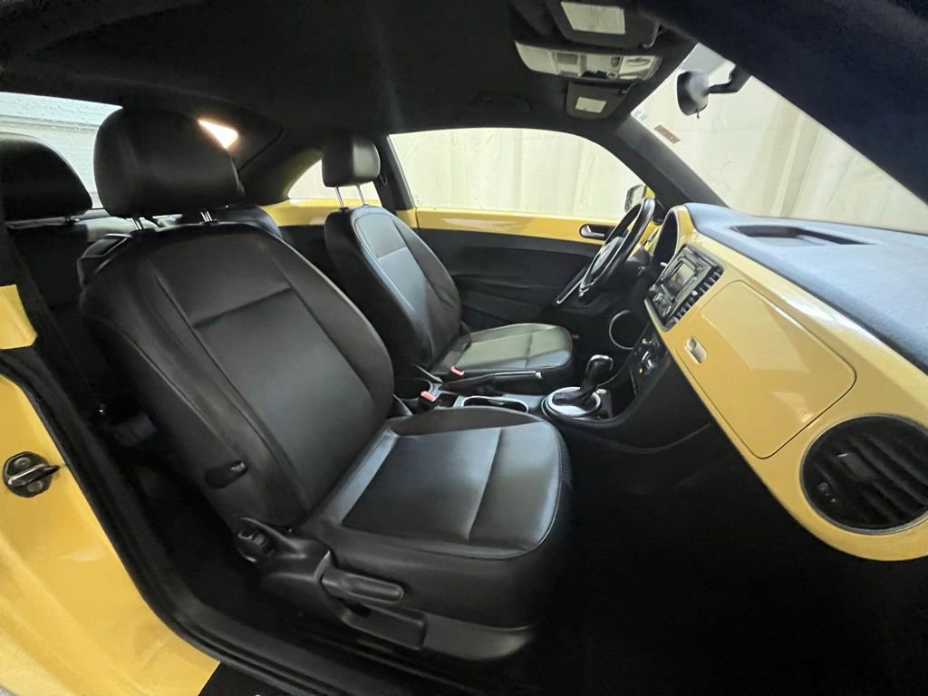 Used 2012 Volkswagen Beetle 2.5 FWD image 10