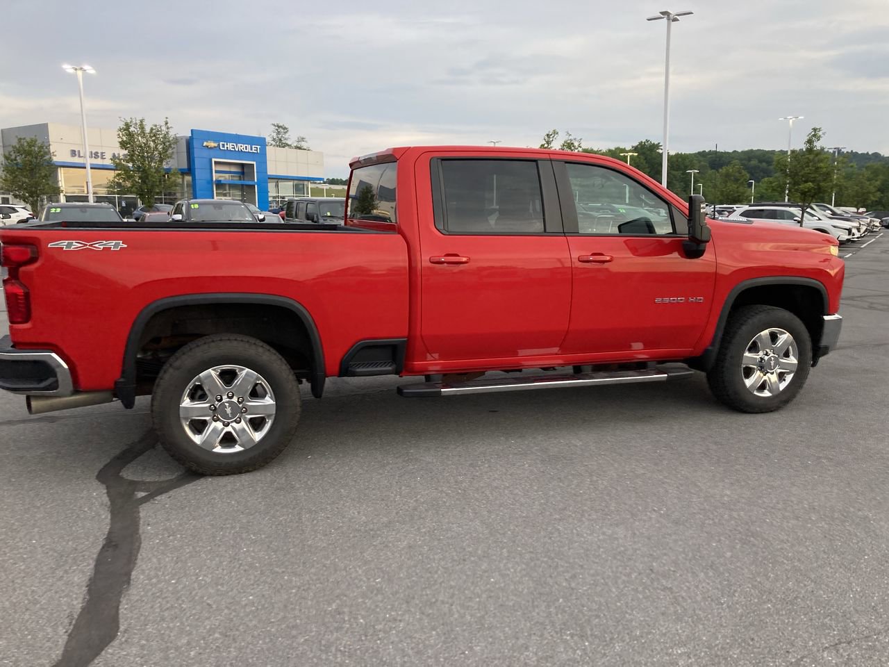Used 2020 Chevrolet Silverado 2500 LT w/ All Star Edition AWD/4WD image 8