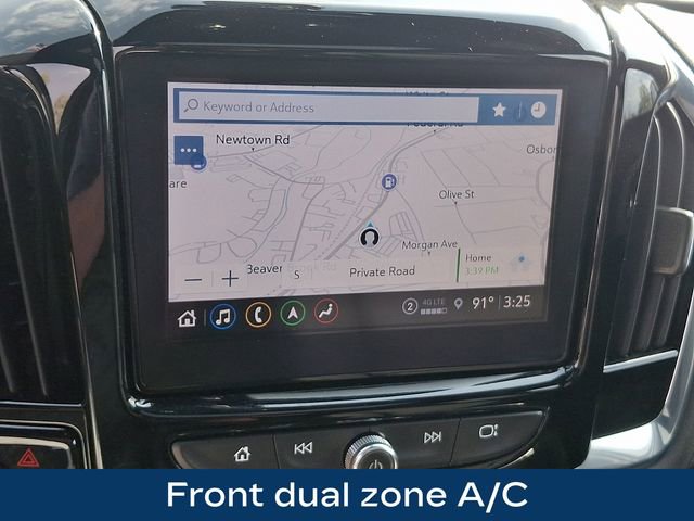 Used 2023 Chevrolet Traverse LT w/ LT Premium Package image 9