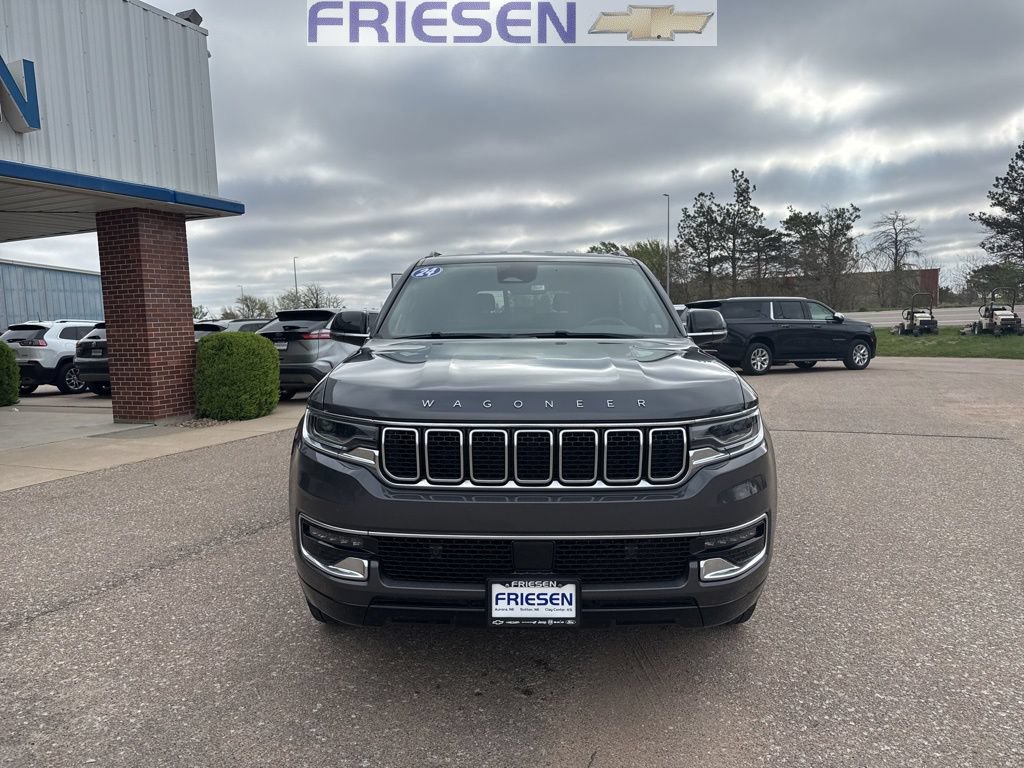 Used 2024 Jeep Wagoneer L 4WD image 8