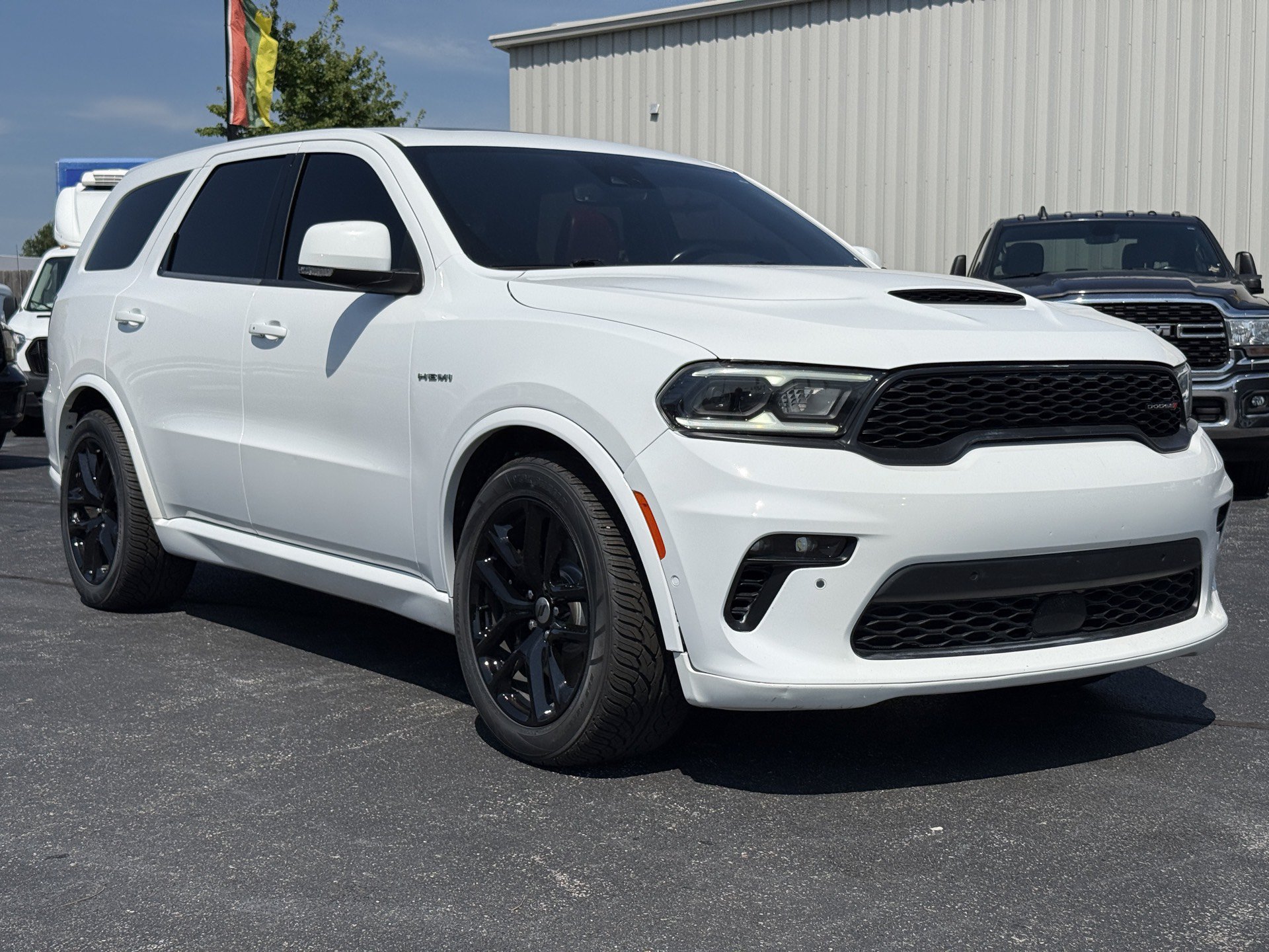Used 2021 Dodge Durango R/T w/ Tow 'N Go Package AWD/4WD image 2