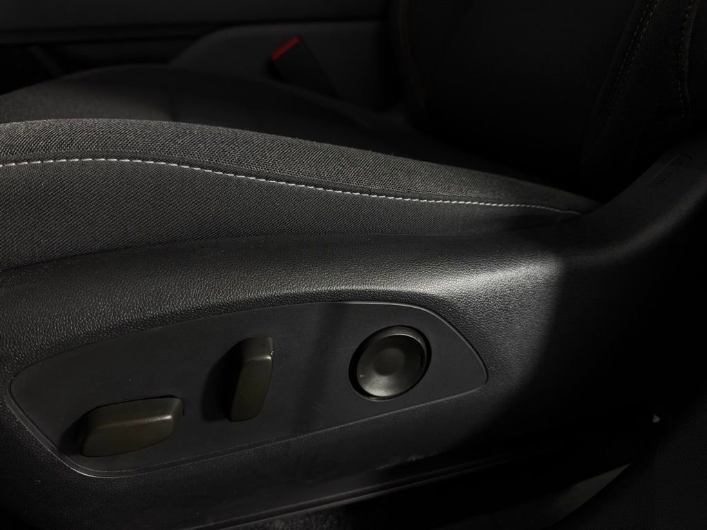 Used 2024 Honda Prologue EX image 22