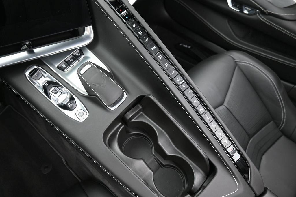 Used 2023 Chevrolet Corvette Stingray Premium Conv w/ Battery Protection Package RWD image 18