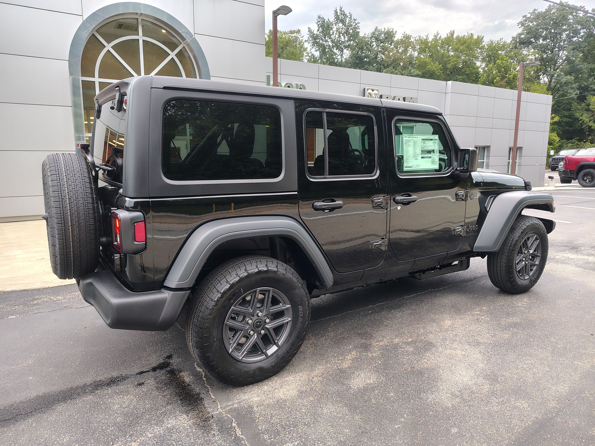 New 2027 Jeep Wrangler Unlimited Sport AWD/4WD image 15