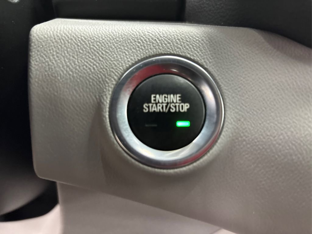 Used 2022 GMC Terrain SLT image 30