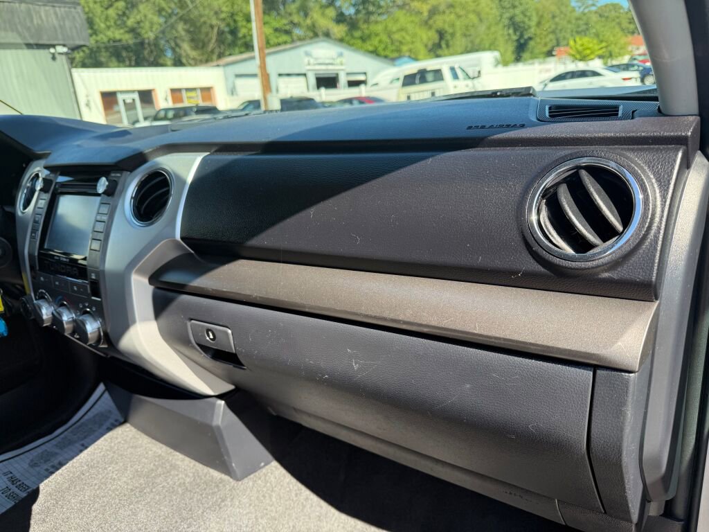 Used 2019 Toyota Tundra SR5 image 28