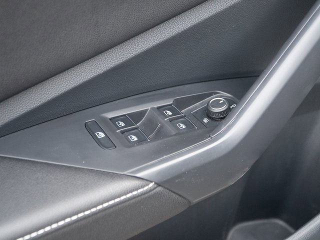 Certified 2024 Volkswagen Jetta SE w/ Panoramic Sunroof Package image 16