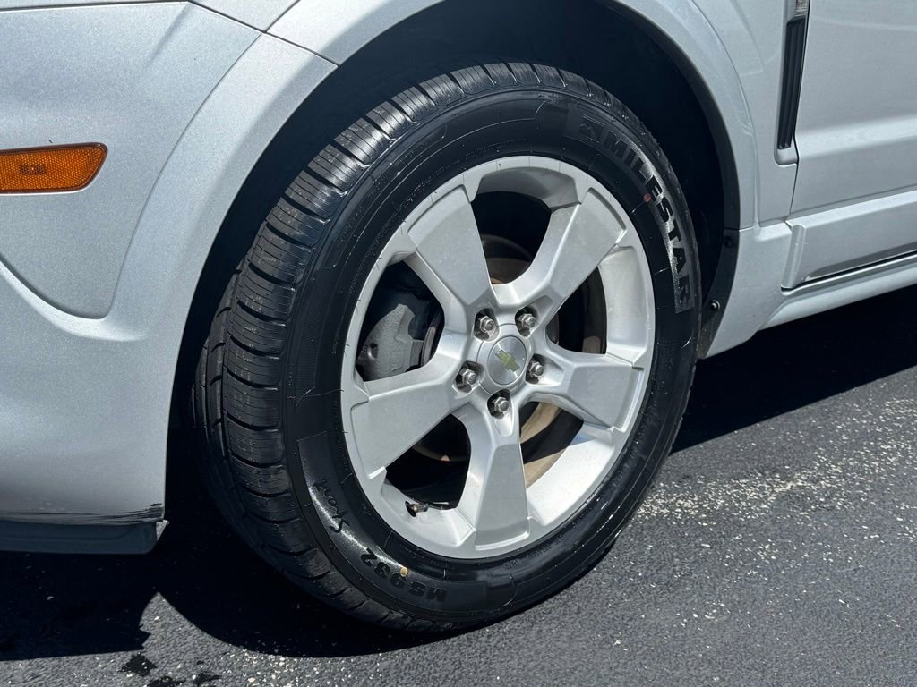 Used 2014 Chevrolet Captiva Sport LTZ FWD image 30