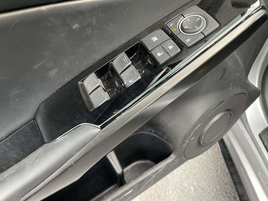 Used 2024 Lexus IS 350 F Sport w/ Navigation Package image 28