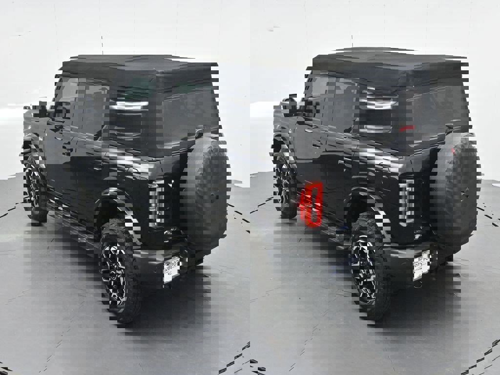 Used 2023 Ford Bronco Outer Banks image 26