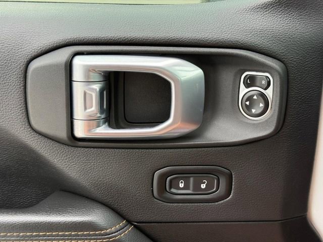 Used 2021 Jeep Wrangler Unlimited Sahara image 26