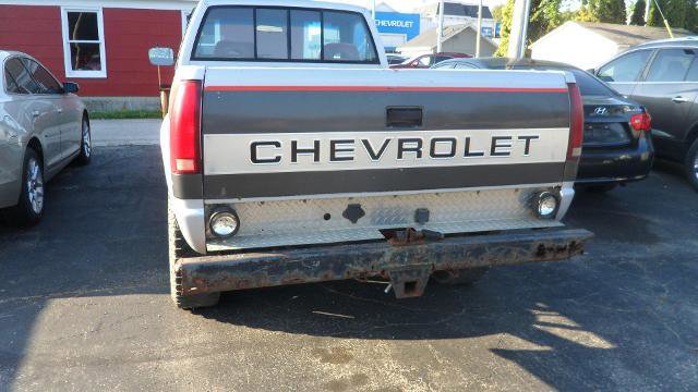 Used 1992 Chevrolet Silverado 2500 4x4 Regular Cab image 4