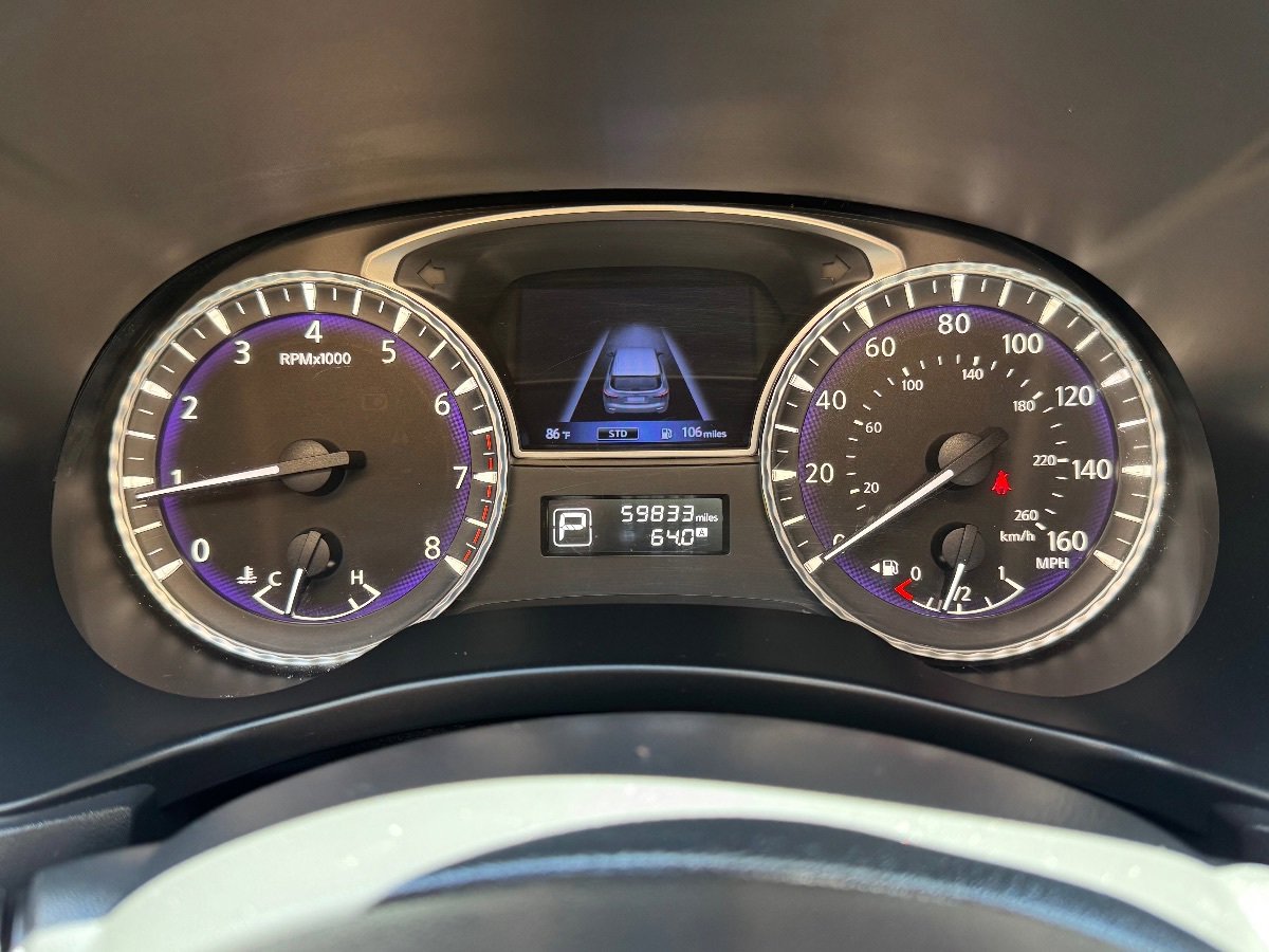 Used 2017 INFINITI QX60 FWD w/ Deluxe Technology Package image 18