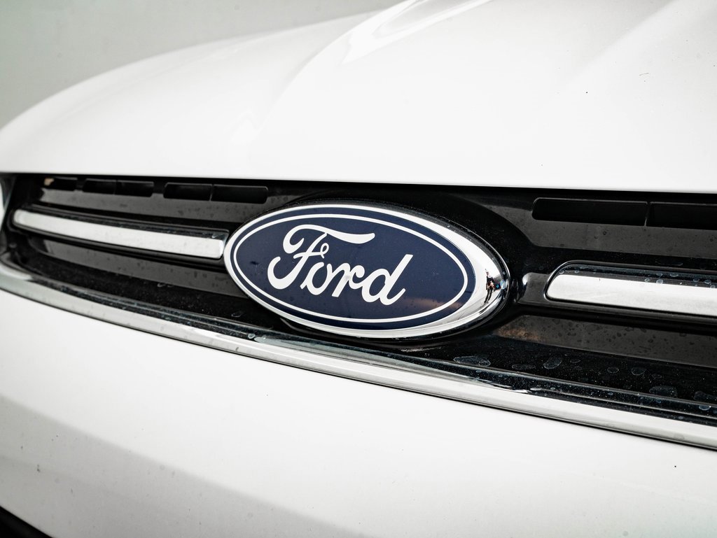 Used 2013 Ford Escape SEL image 3