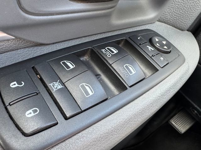 Used 2015 RAM 2500 SLT w/ SLT Plus D←cor Group image 36