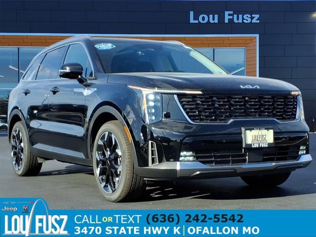 Used 2025 Kia Sorento EX w/ Panoramic Sunroof Package