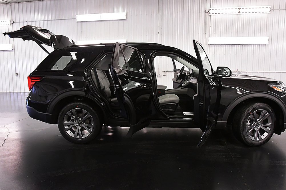 New 2026 Ford Explorer Active w/ Active Comfort Package AWD/4WD image 34