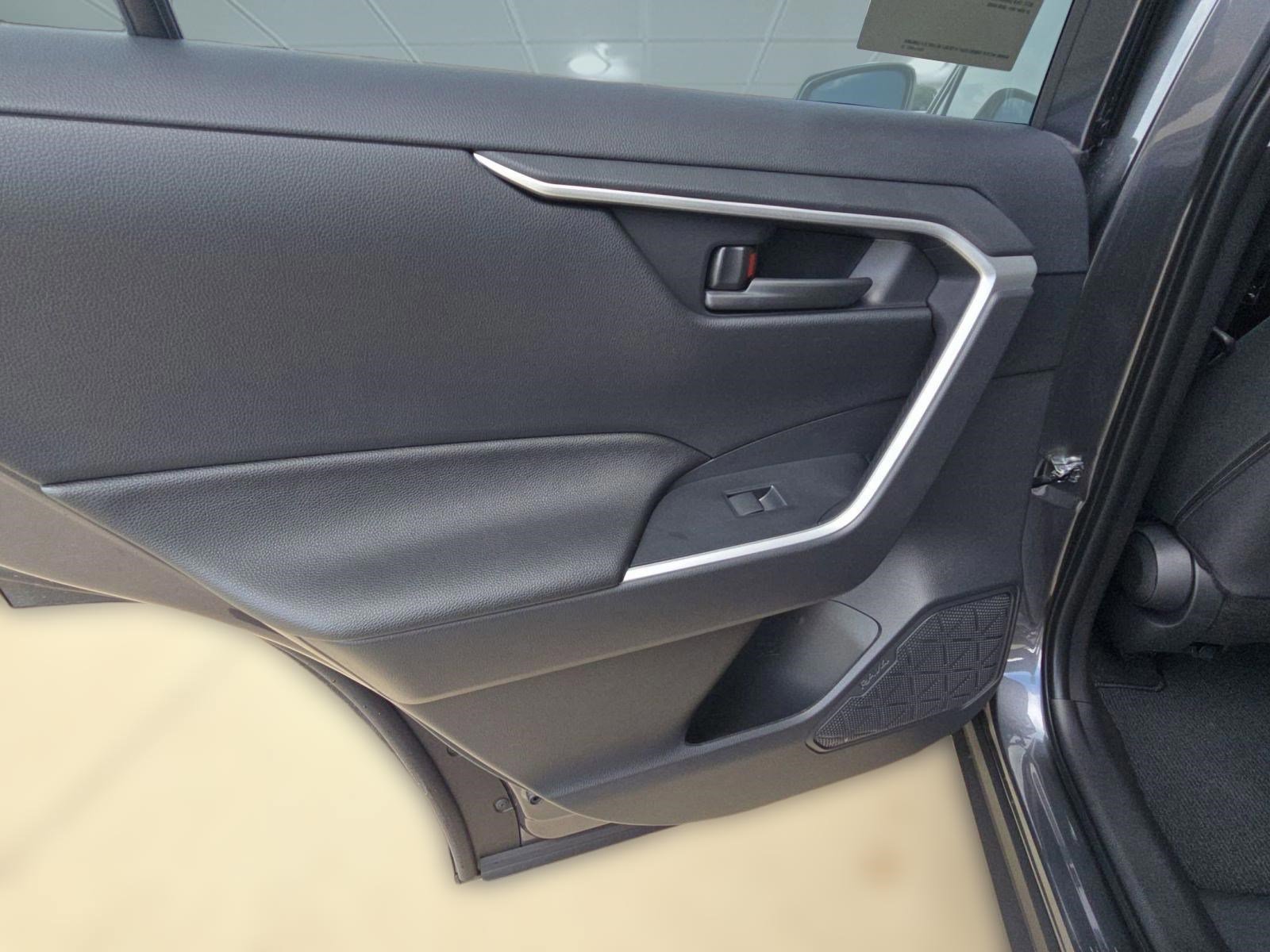 New 2025 Toyota RAV4 LE image 25