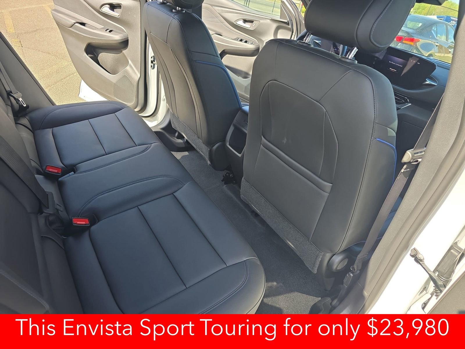 Used 2025 Buick Envista Sport Touring image 17