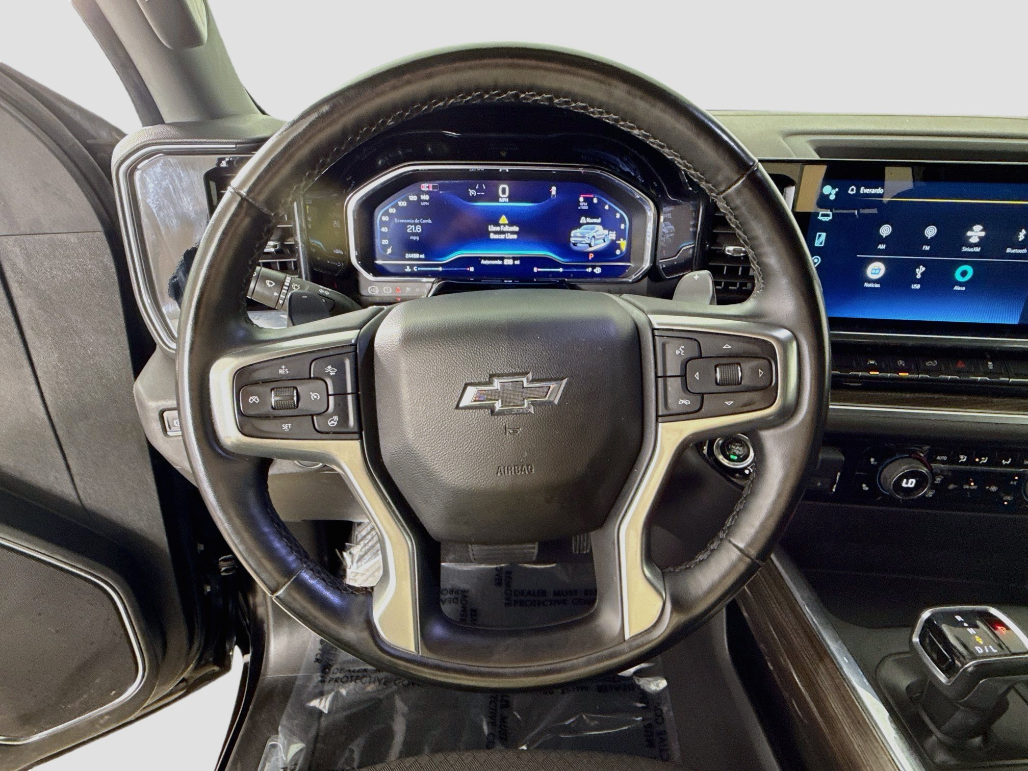 Used 2024 Chevrolet Silverado 1500 RST w/ Z71 Off-Road Package AWD/4WD image 13