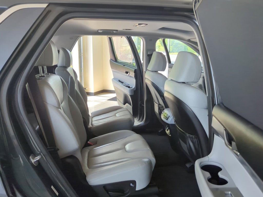 Used 2020 Hyundai Palisade SEL w/ Premium Package image 46